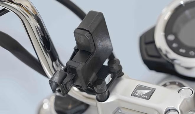 Honda Dax USB-C Charger + attachment kit for Honda Dax 125 - Harbor Town Honda & Polaris